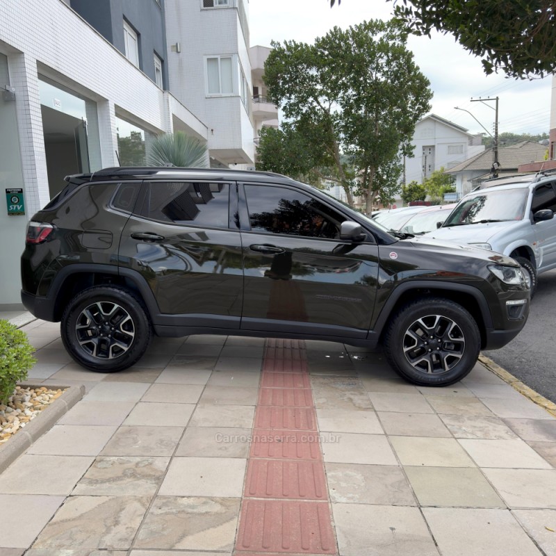 COMPASS 2.0 TRAILHAWK TD350 TURBO DIESEL 4X4 4P AUTOMÁTICO - 2020 - FLORES DA CUNHA
