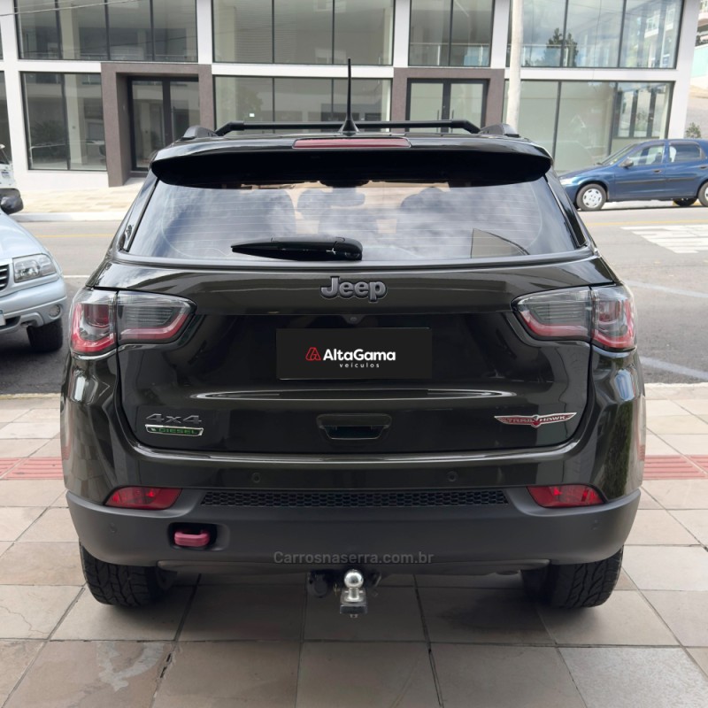 COMPASS 2.0 TRAILHAWK TD350 TURBO DIESEL 4X4 4P AUTOMÁTICO - 2020 - FLORES DA CUNHA
