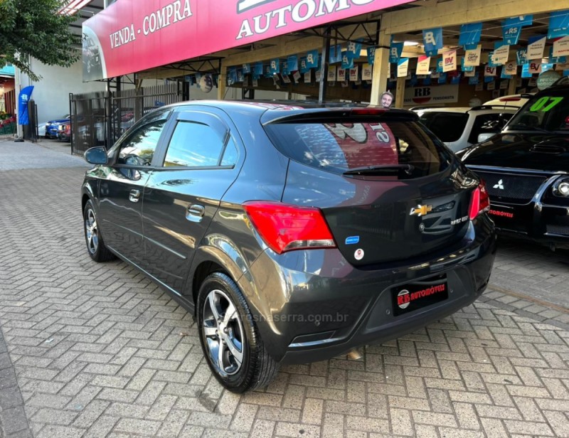 ONIX 1.4 MPFI LTZ 8V FLEX 4P AUTOMÁTICO - 2017 - PAROBé