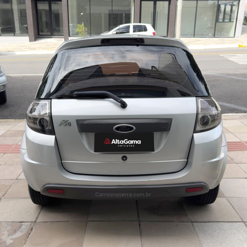 KA 1.0 MPI 8V FLEX 2P MANUAL - 2013 - FLORES DA CUNHA