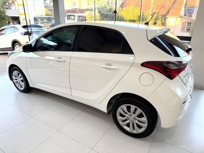 HB20 1.0 COMFORT PLUS 12V FLEX 4P MANUAL - 2019 - CAXIAS DO SUL