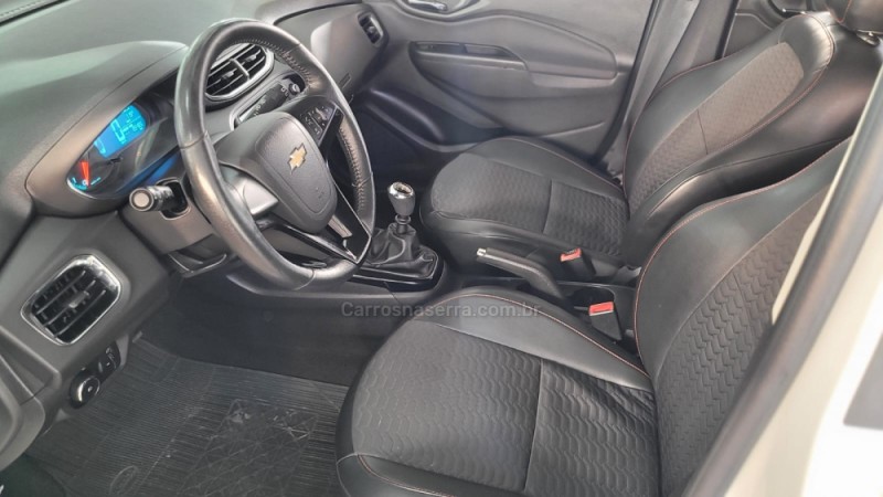 ONIX 1.4 MPFI LTZ 8V FLEX 4P MANUAL - 2017 - CAXIAS DO SUL