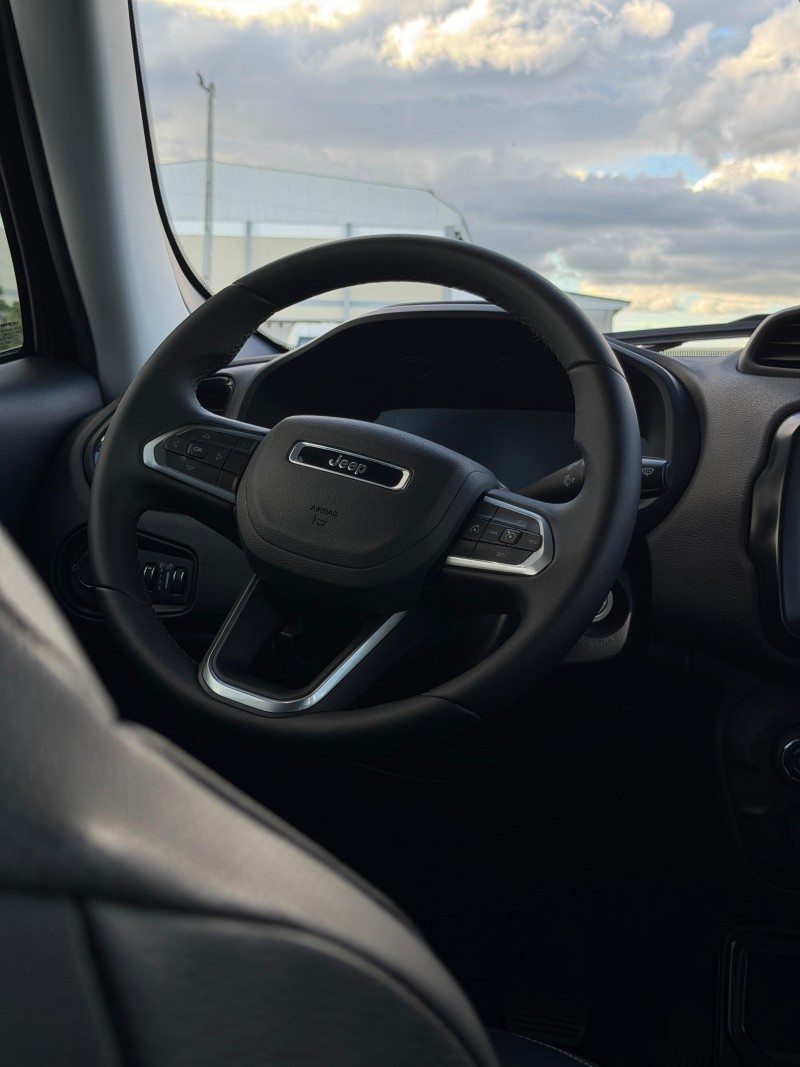 RENEGADE 1.3 LONGITUDE T270 16V TURBO FLEX 4P AUTOMÁTICO - 2025 - ANTôNIO PRADO