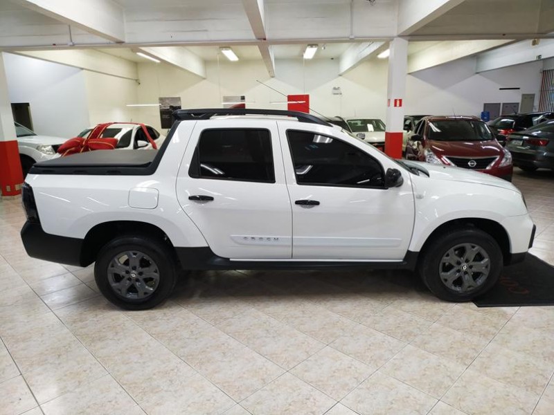 OROCH 1.6 16V SCE INTENSE FLEX 4P MANUAL - 2023 - CAXIAS DO SUL