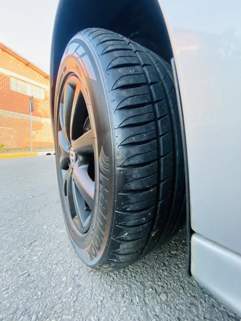 JETTA 2.0 COMFORTLINE FLEX 4P MANUAL - 2012 - FARROUPILHA