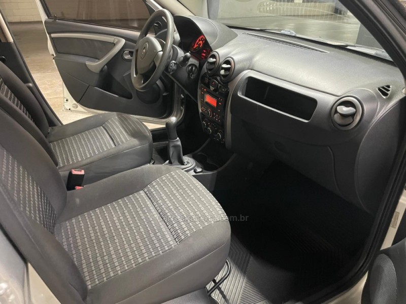 SANDERO 1.0 EXPRESSION 16V FLEX 4P MANUAL - 2012 - CAXIAS DO SUL