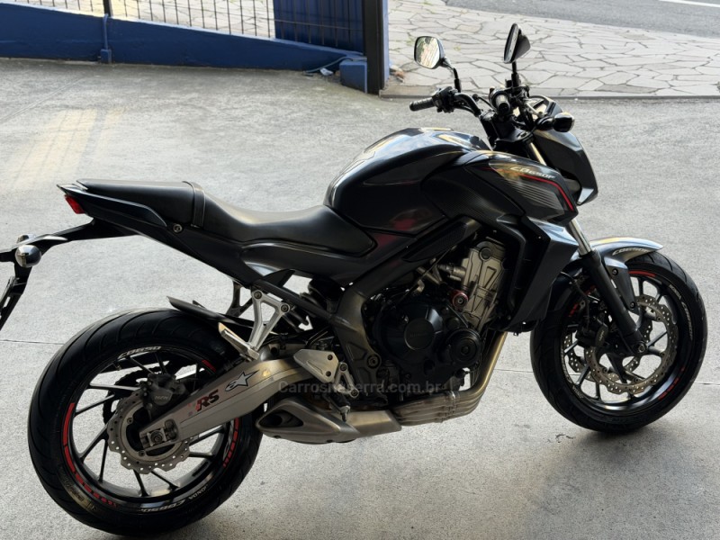 CB 650 F - 2015 - CAXIAS DO SUL
