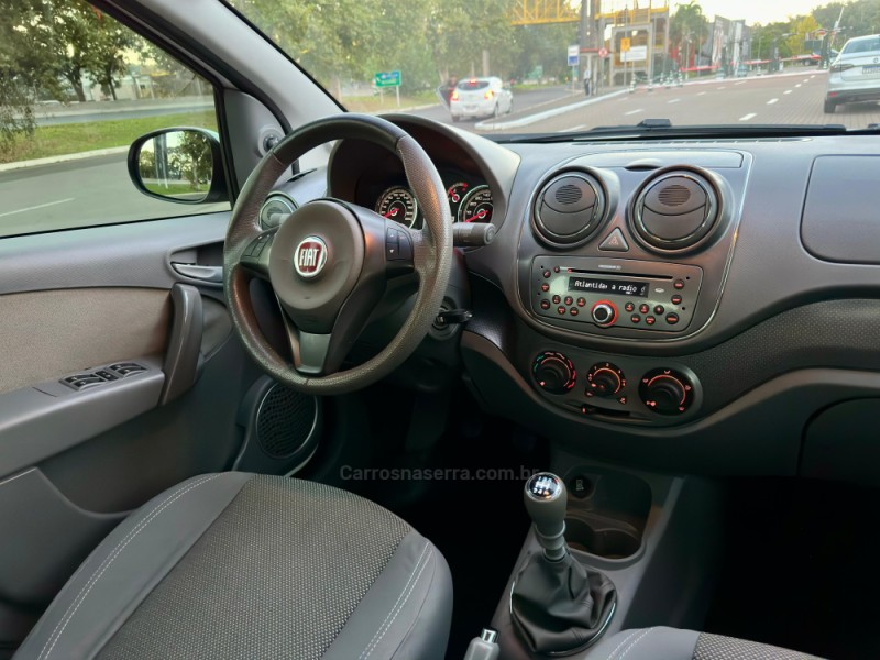 PALIO 1.6 MPI ESSENCE 16V FLEX 4P MANUAL - 2013 - ESTâNCIA VELHA