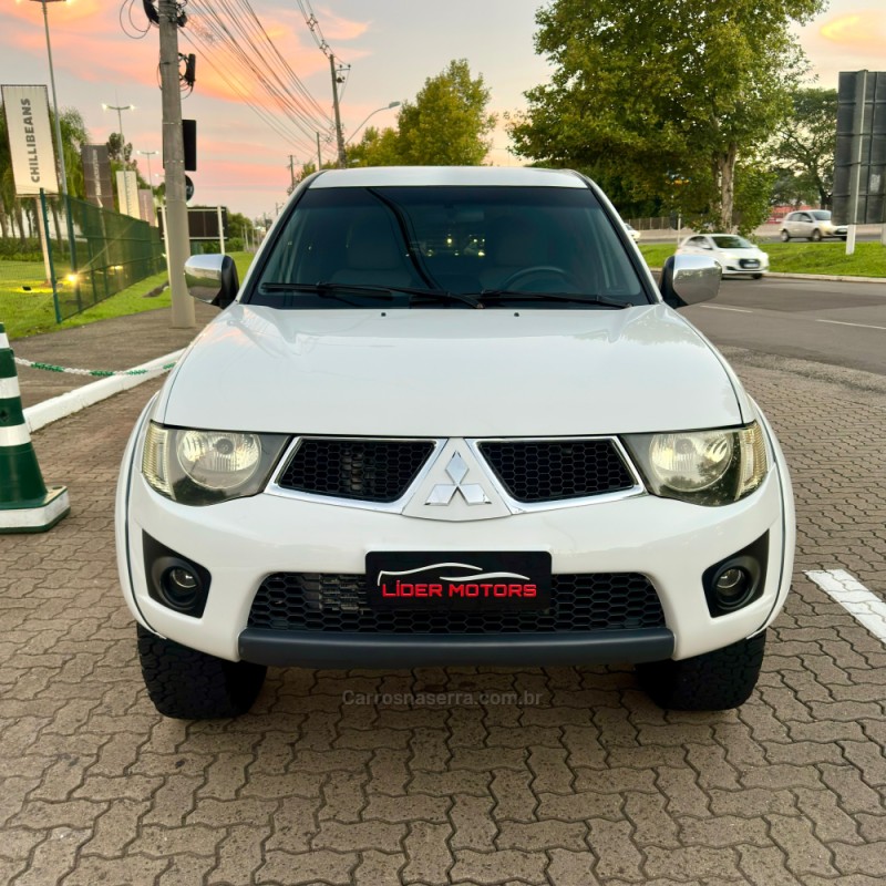 L200 TRITON 3.2 HPE 4X4 CD 16V TURBO INTERCOOLER DIESEL 4P AUTOMÁTICO - 2012 - ESTâNCIA VELHA