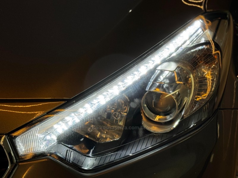 CERATO 1.6 SX3 16V FLEX 4P AUTOMÁTICO - 2016 - DOIS IRMãOS