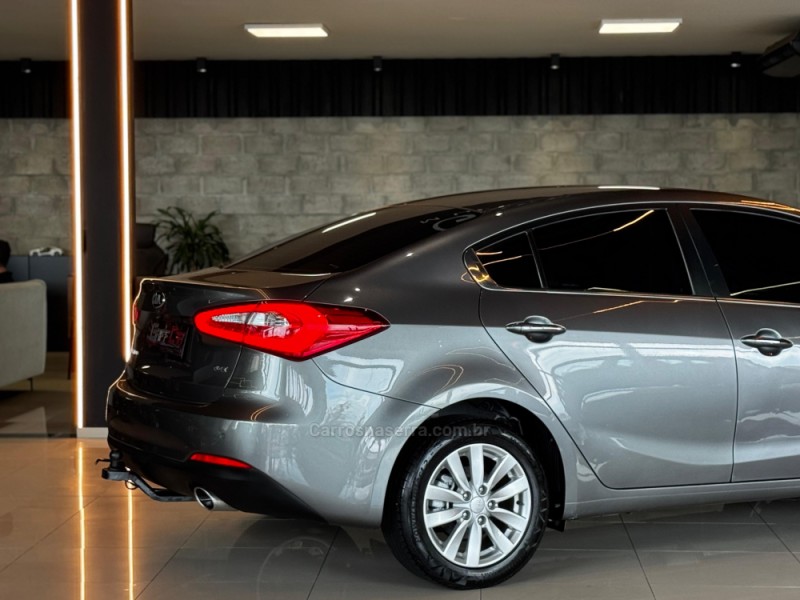 CERATO 1.6 SX3 16V FLEX 4P AUTOMÁTICO - 2016 - DOIS IRMãOS