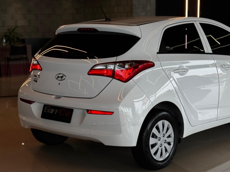 HB20 1.0 COMFORT 12V FLEX 4P MANUAL - 2017 - DOIS IRMãOS