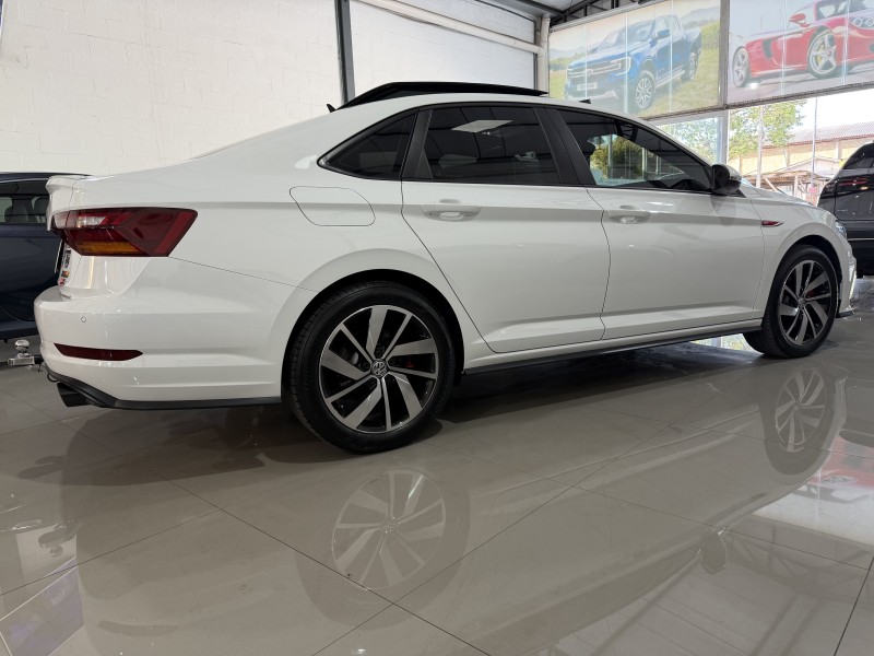 JETTA 2.0 16V TSI GLI 350 GASOLINA 4P AUTOMÁTICO - 2020 - CAXIAS DO SUL