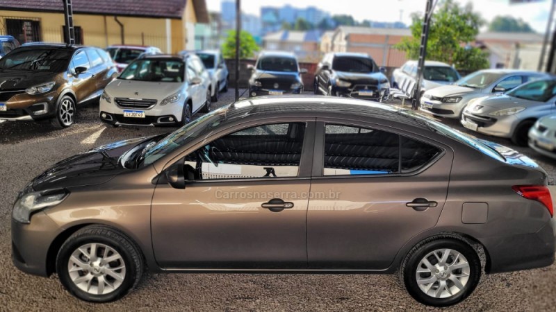 VERSA 1.6 16V FLEX SV 4P MANUAL - 2018 - CAXIAS DO SUL