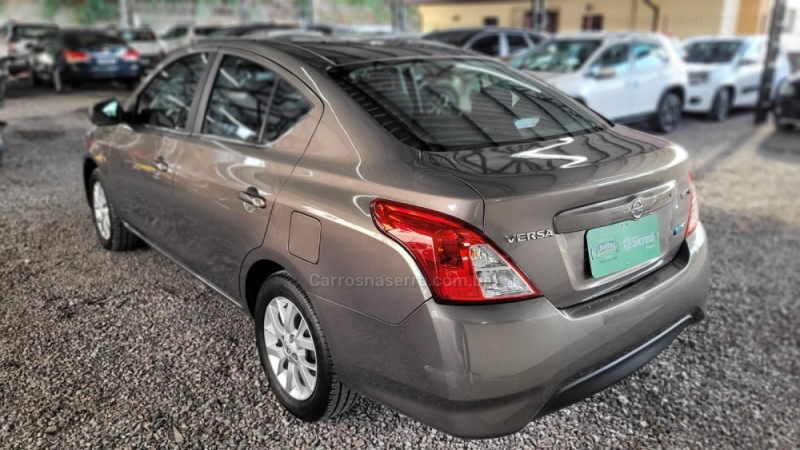 VERSA 1.6 16V FLEX SV 4P MANUAL - 2018 - CAXIAS DO SUL