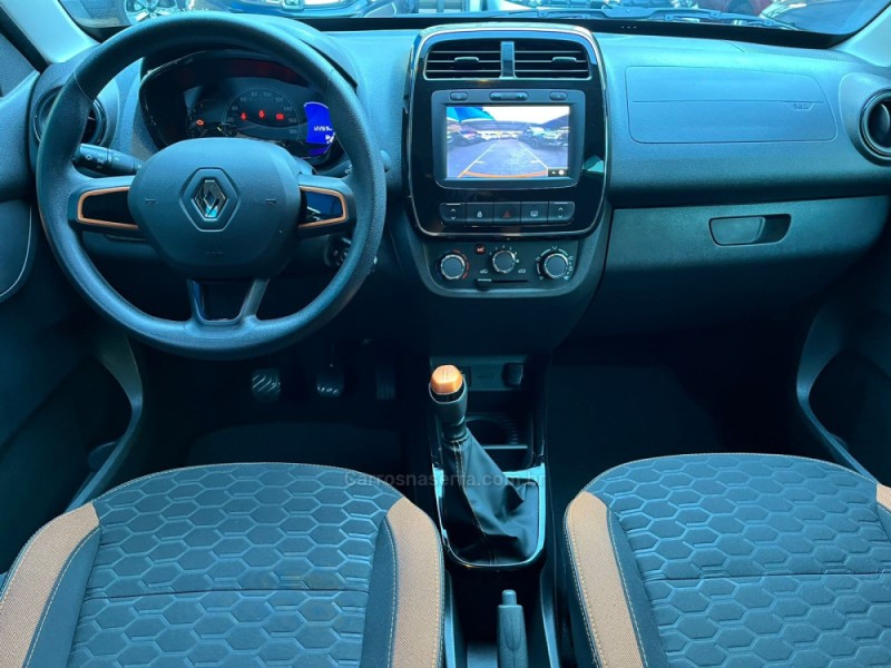 KWID 1.0 12V OUTSIDER FLEX 4P MANUAL - 2020 - FELIZ