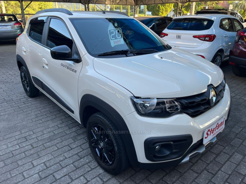 KWID 1.0 12V OUTSIDER FLEX 4P MANUAL - 2020 - FELIZ
