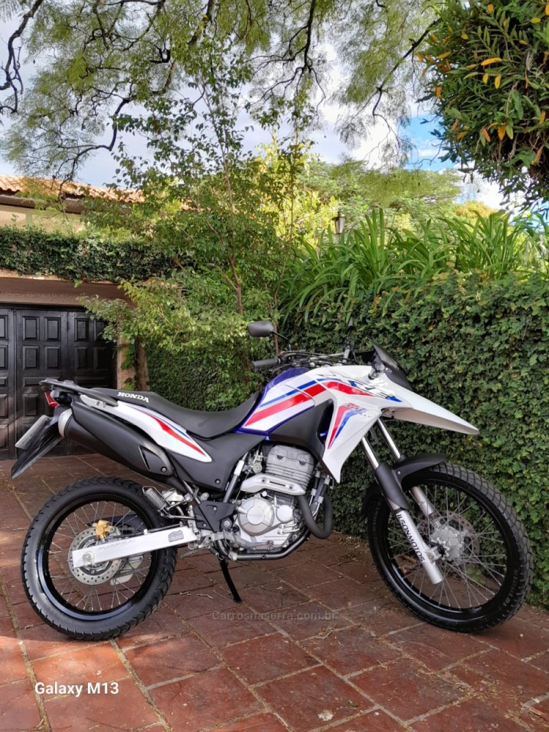 XRE 300  - 2016 - LAJEADO