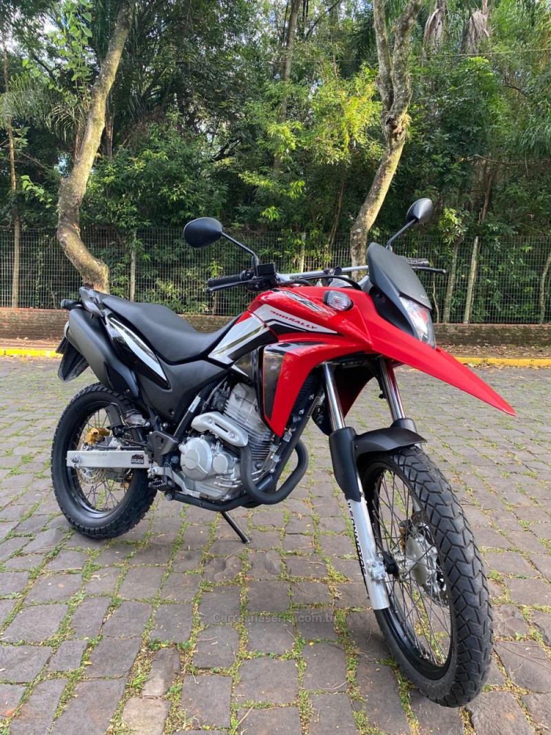 XRE 300  - 2015 - LAJEADO