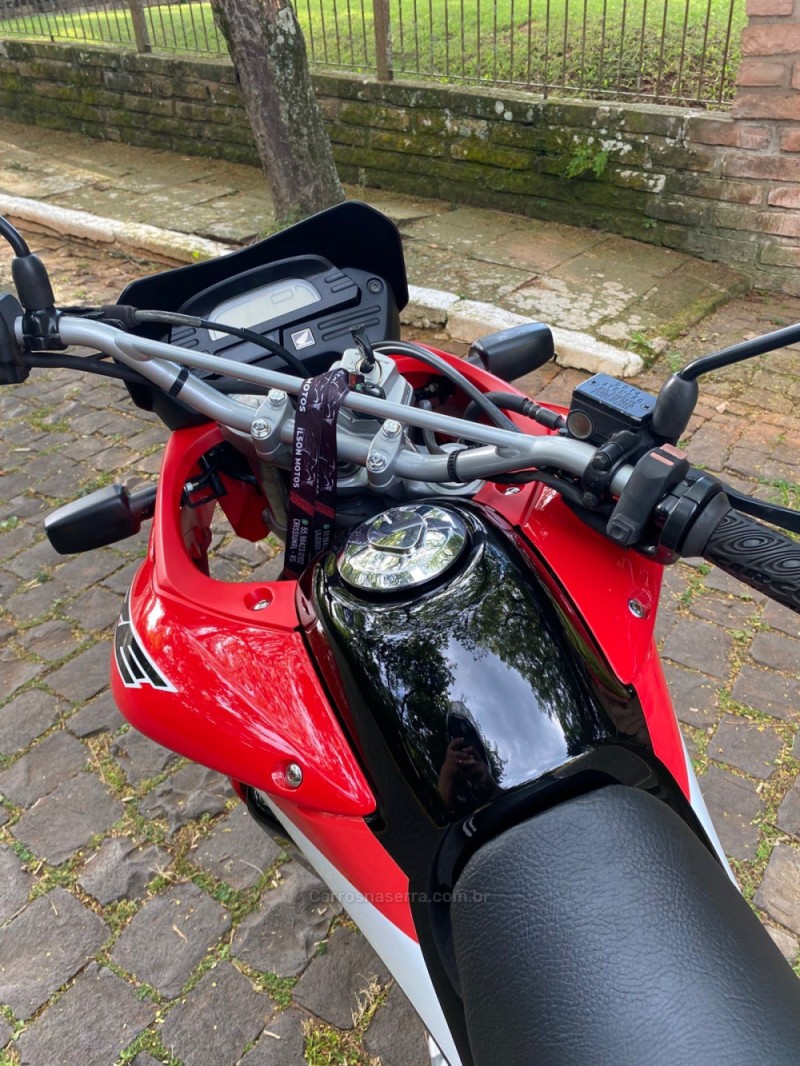 XRE 300  - 2015 - LAJEADO