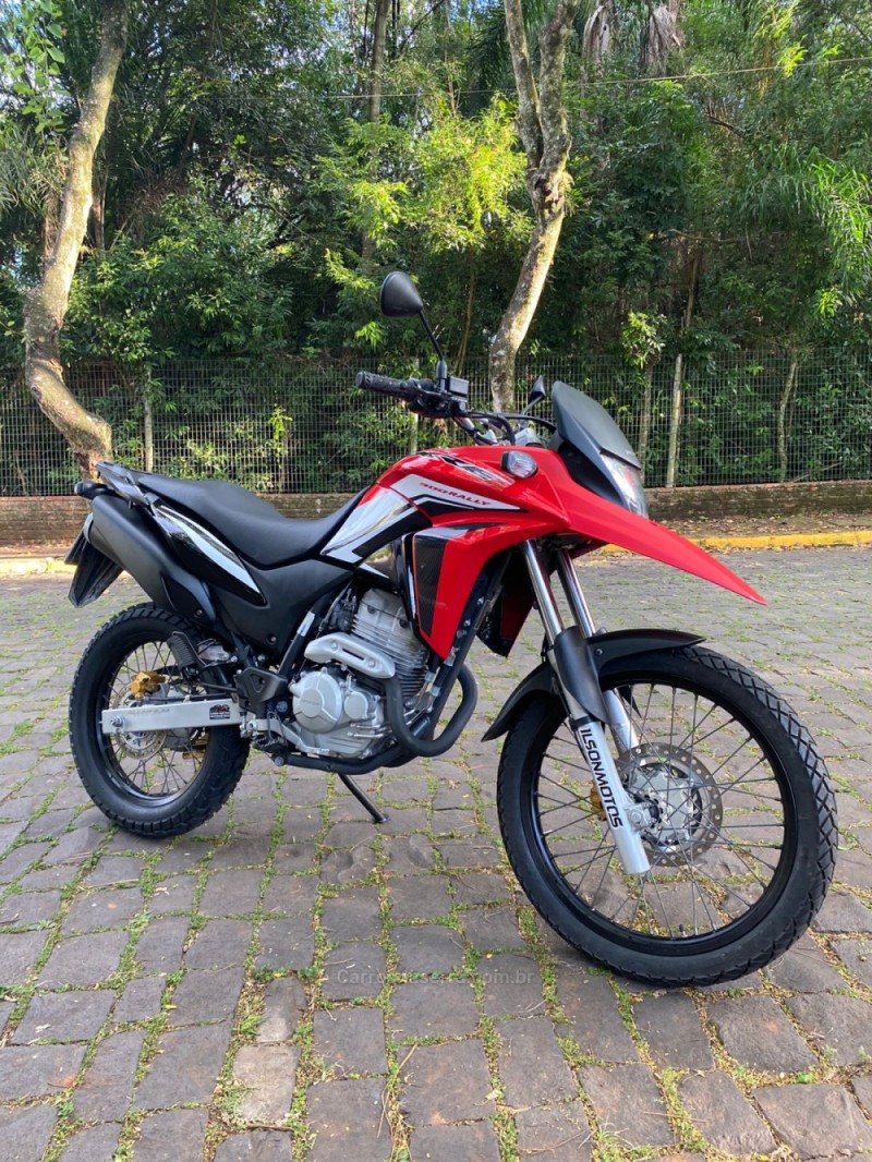 xre 300  2015 lajeado