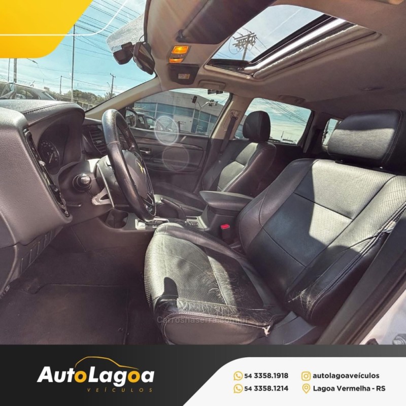 OUTLANDER 2.0 16V GASOLINA 4P AUTOMÁTICO - 2016 - LAGOA VERMELHA