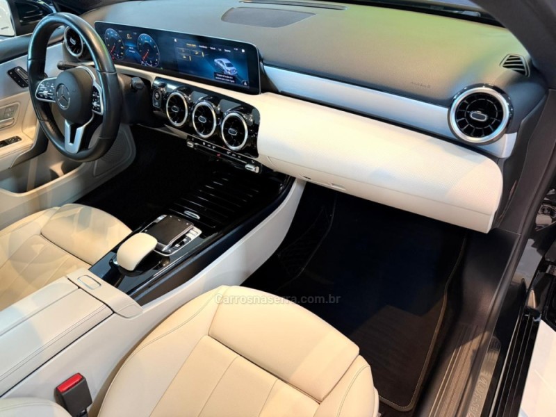 A 200 1.3 16V ADVANCE TURBO GASOLINA 4P AUTOMÁTICO - 2019 - SãO LEOPOLDO