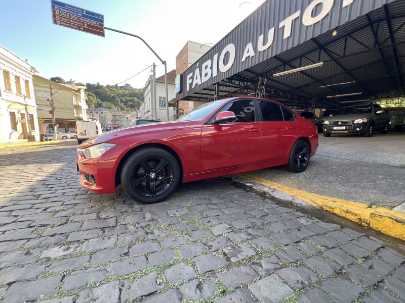 320i 2.0 16v turbo active flex 4p automatico 2015 garibaldi