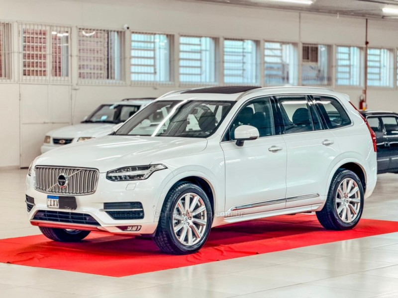 xc90 2.0 d5 inscription 235cv diesel 4p automatico 2017 nova prata
