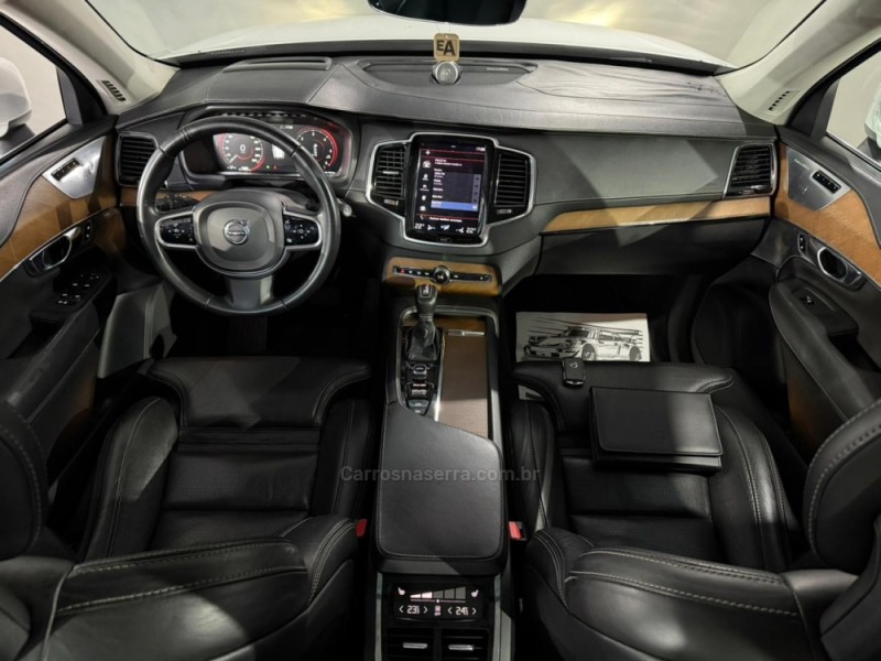 XC90 2.0 D5 INSCRIPTION 235CV DIESEL 4P AUTOMÁTICO - 2017 - NOVA PRATA