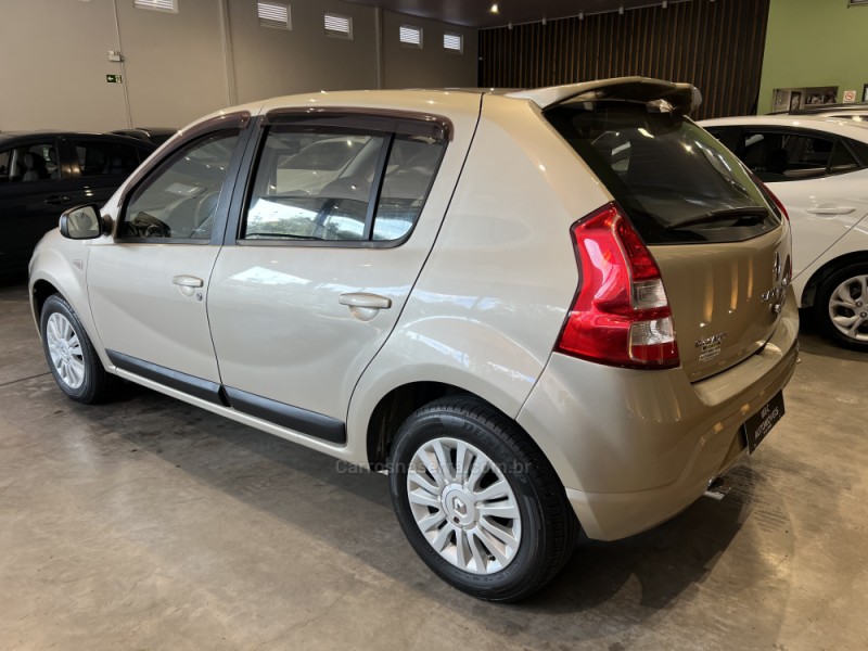 SANDERO 1.6 PRIVILÉGE 16V FLEX 4P AUTOMÁTICO - 2012 - CAXIAS DO SUL
