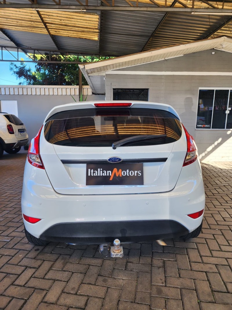 FIESTA 1.5 SE HATCH 16V FLEX 4P MANUAL - 2015 - CAXIAS DO SUL