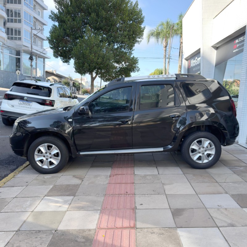 DUSTER 2.0 DYNAMIQUE 4X2 16V FLEX 4P AUTOMÁTICO - 2017 - FLORES DA CUNHA