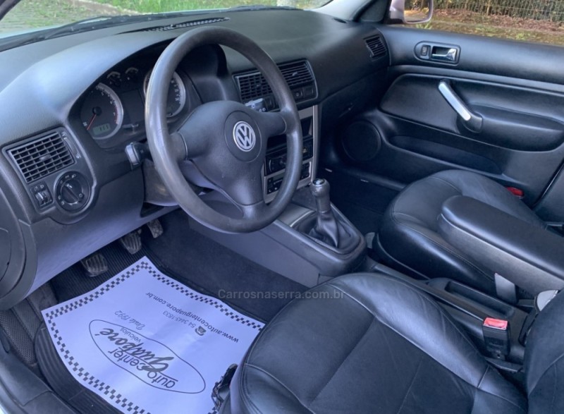 GOLF 1.6 MI FLASH 8V FLEX 4P MANUAL - 2006 - GUAPORé