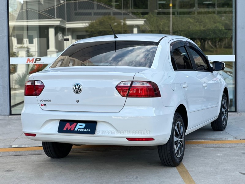 VOYAGE 1.0 MI CITY 8V FLEX 4P MANUAL - 2014 - TUPANDI