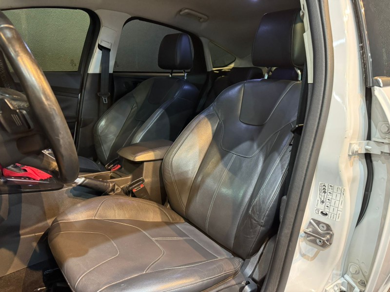 FOCUS 2.0 TITANIUM HATCH 16V FLEX 4P AUTOMÁTICO - 2016 - ANTôNIO PRADO