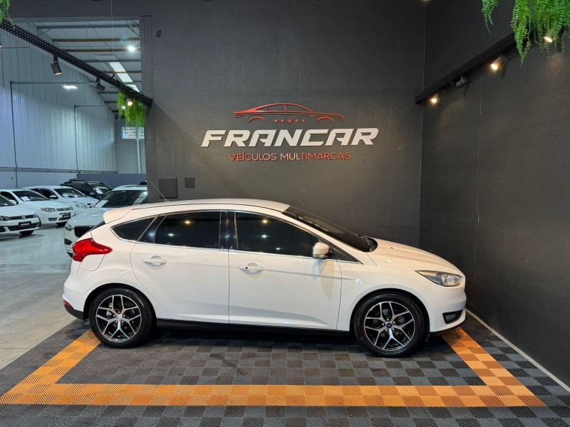 FOCUS 2.0 TITANIUM HATCH 16V FLEX 4P AUTOMÁTICO - 2016 - ANTôNIO PRADO