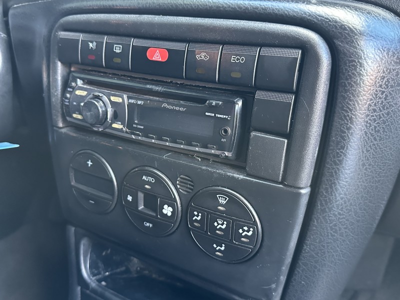 VECTRA 2.2 MPFI GLS 8V GASOLINA 4P MANUAL - 2000 - CAXIAS DO SUL