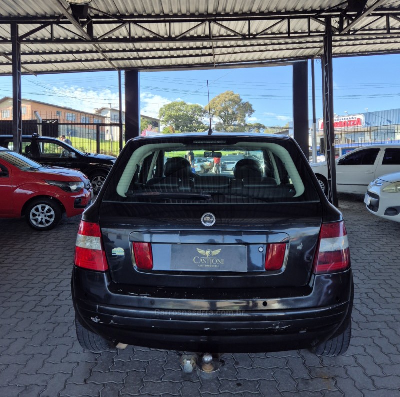 STILO 1.8 MPI 8V GASOLINA 4P MANUAL - 2006 - CAXIAS DO SUL