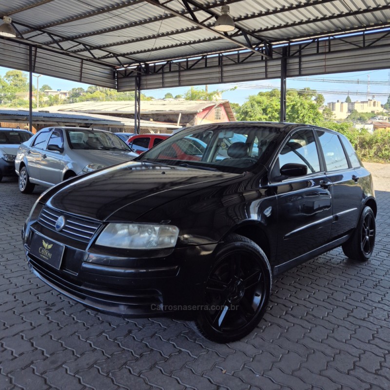 STILO 1.8 MPI 8V GASOLINA 4P MANUAL - 2006 - CAXIAS DO SUL