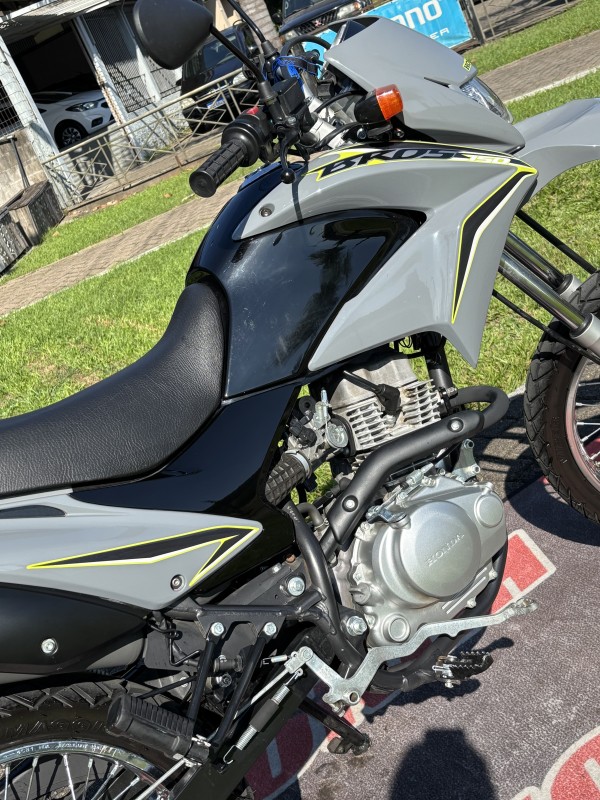 NXR 150 BROS ESD - 2011 - FELIZ