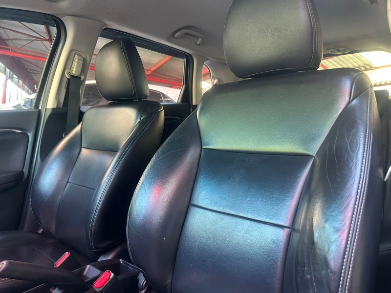 FIT 1.5 EX 16V FLEX 4P AUTOMÁTICO - 2016 - TRêS COROAS