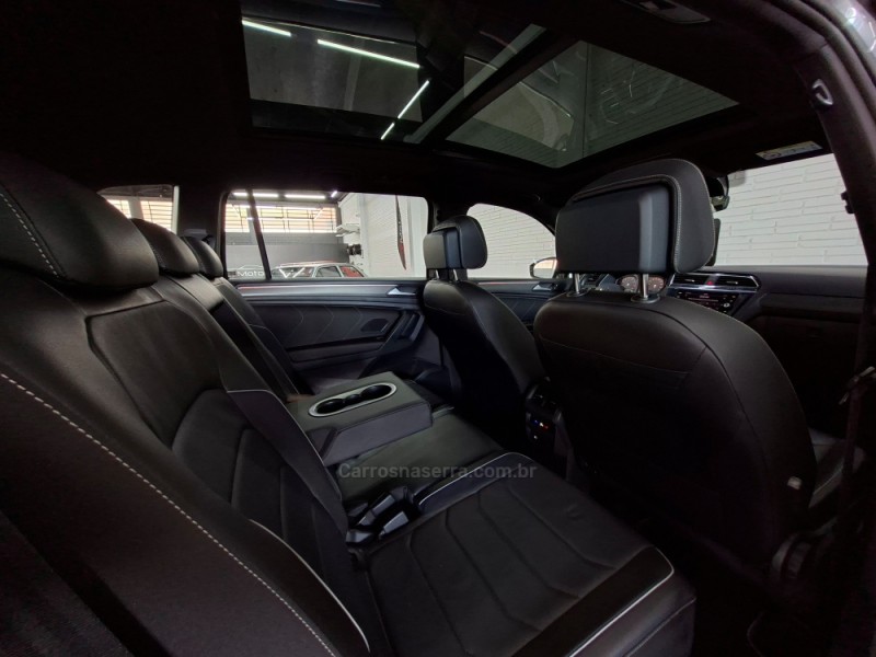 TIGUAN 2.0 ALLSPACE R-LINE 300 TSI GASOLINA 4P AUTOMÁTICO - 2024 - ERECHIM