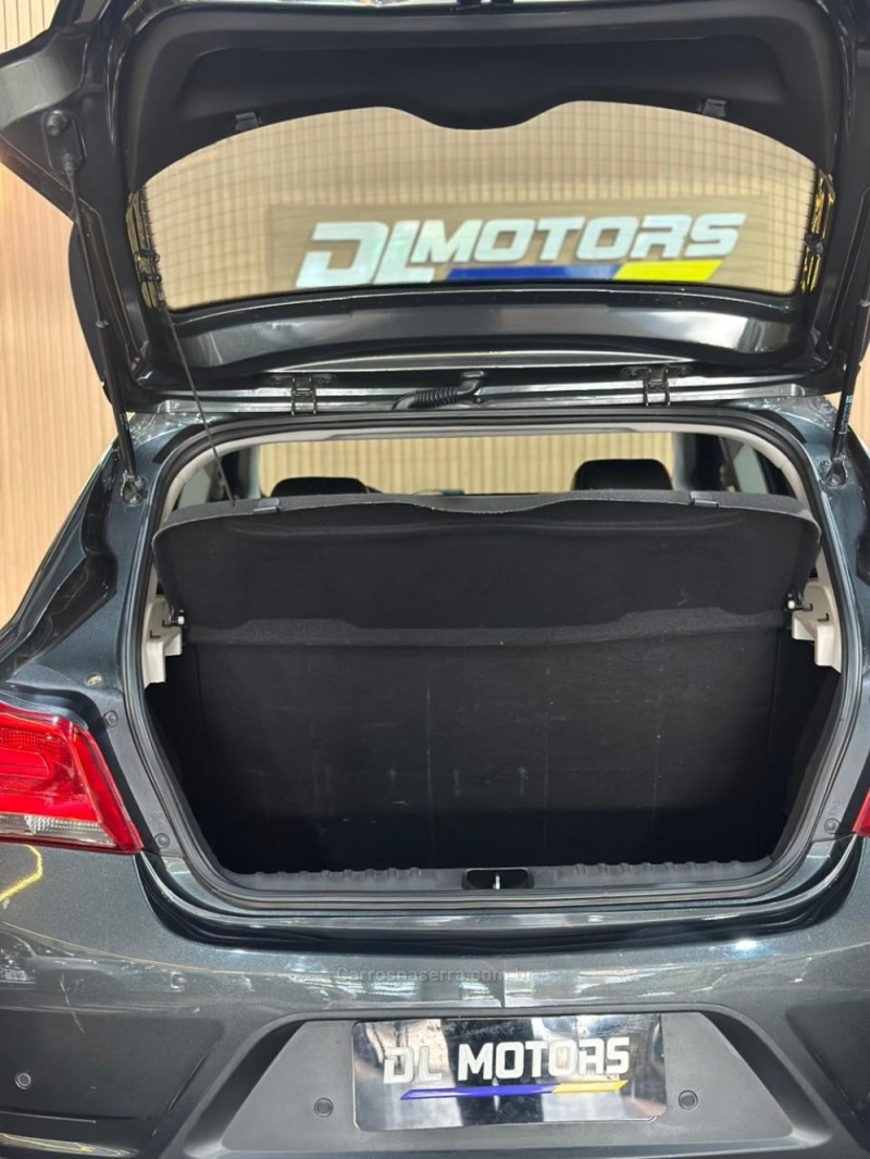 ONIX 1.4 MPFI LTZ 8V FLEX 4P MANUAL - 2017 - LAJEADO