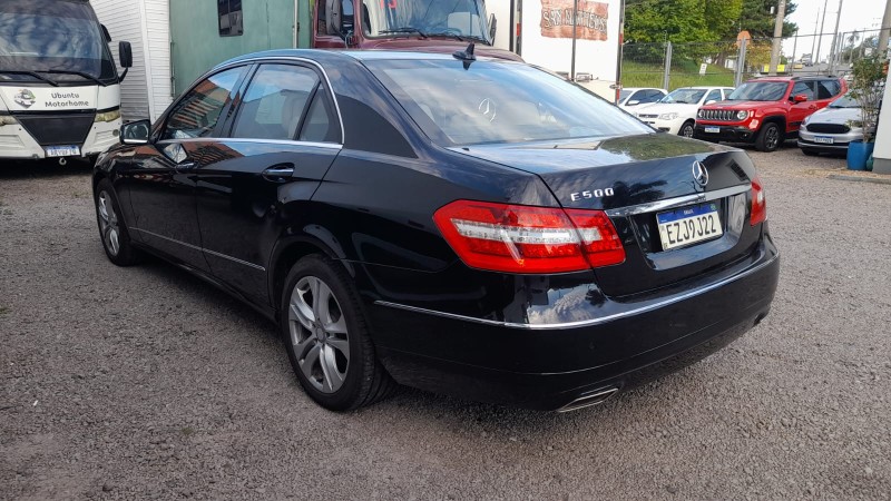 E 500 5.0 AVANTGARDE VR4 V8 GASOLINA 4P AUTOMÁTICO - 2011 - CAXIAS DO SUL