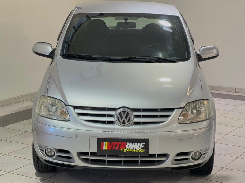 FOX 1.6 MI 8V FLEX 4P MANUAL - 2005 - CAXIAS DO SUL