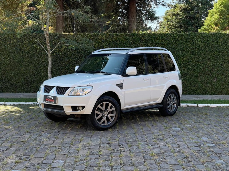 PAJERO TR4 2.0 4X2 16V 140CV FLEX 4P AUTOMÁTICO - 2015 - FARROUPILHA