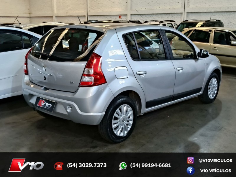 SANDERO 1.6 PRIVILÉGE 8V FLEX 4P MANUAL - 2013 - CAXIAS DO SUL