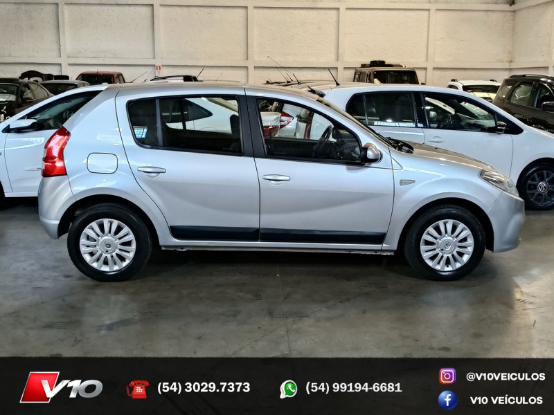 SANDERO 1.6 PRIVILÉGE 8V FLEX 4P MANUAL - 2013 - CAXIAS DO SUL