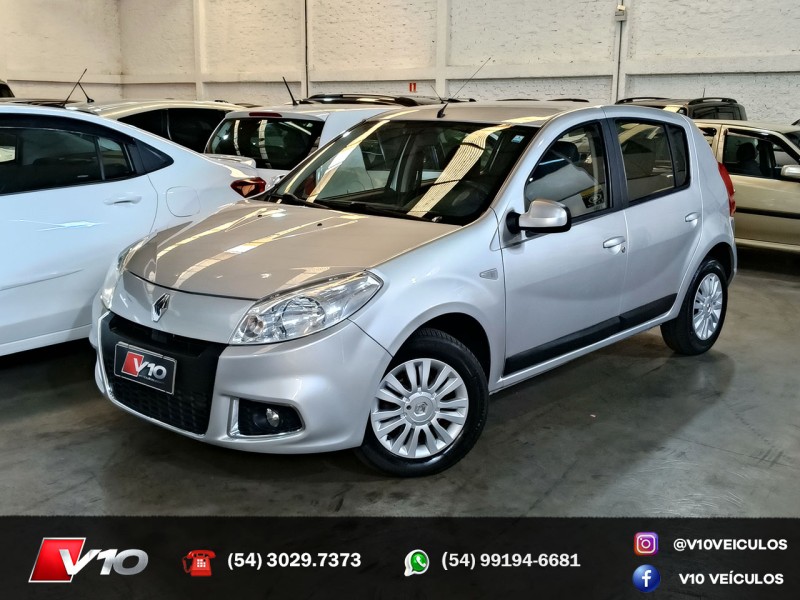 SANDERO 1.6 PRIVILÉGE 8V FLEX 4P MANUAL - 2013 - CAXIAS DO SUL